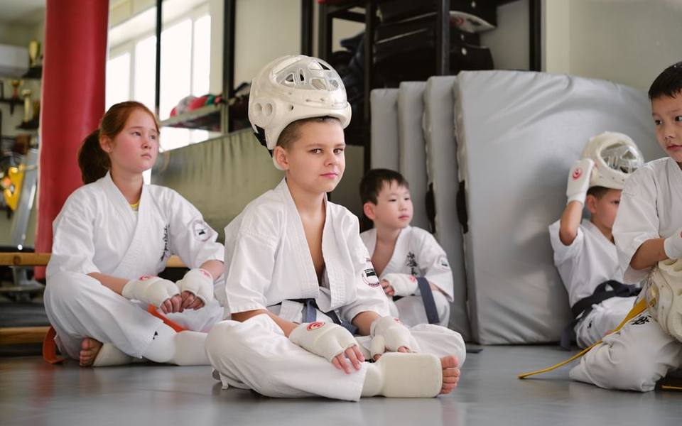 Youth Belts vs. Adult Progression Frameworks