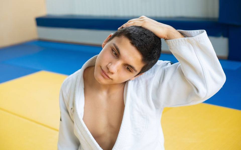 Neck Conditioning for Grappling and Collision Resilience